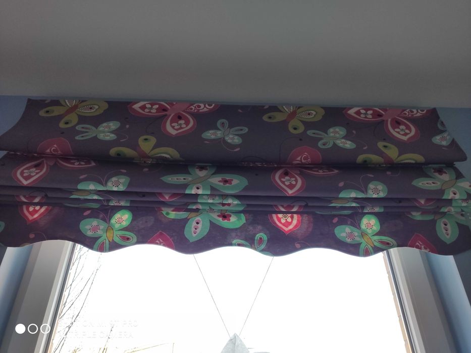 Roleta rzymska Dekoria roz 130cm X 170cm motylki pokój dziecięcy