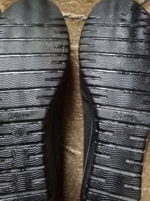 Босоніжки Англія 42р