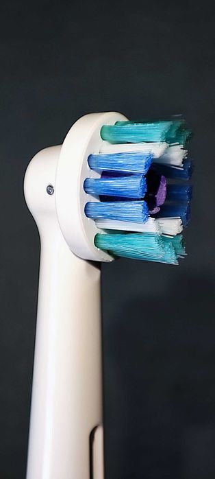 Электрическая зубная щетка Oral-B Braun PRO 750 black