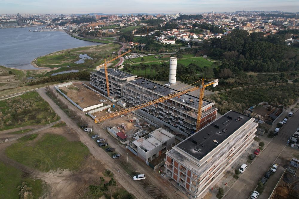 Video e fotografia aérea com drone profissional