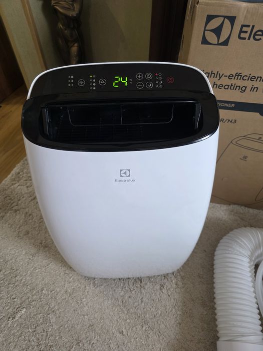 Продам кондиционер Electrolux EACM-10 HR/N3