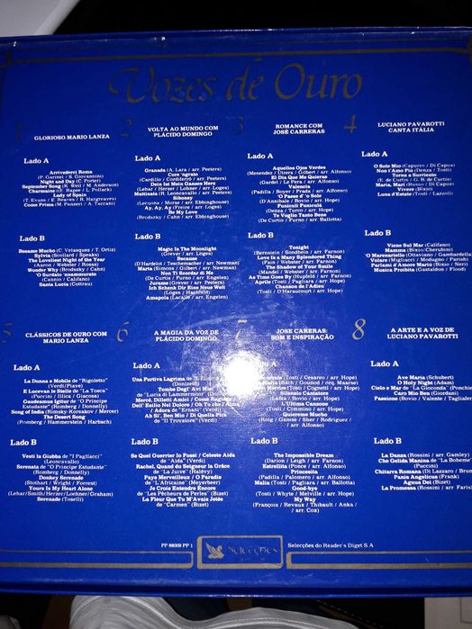 Coletânea de 8 vinis .