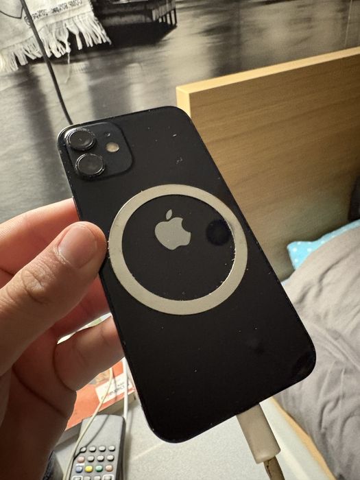 Iphone 12 mini usado