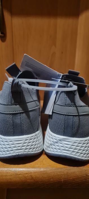 Buty damskie szare nowe r.39 Cleve sportowe
