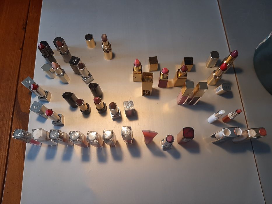 Batons YSaintLaurent, HR, Lâncome, Loreal,