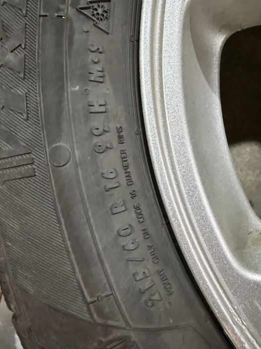 Koła Subaru Forester 16x6,5JJ ET48 oryginalne, opony zimowe 215/60R16