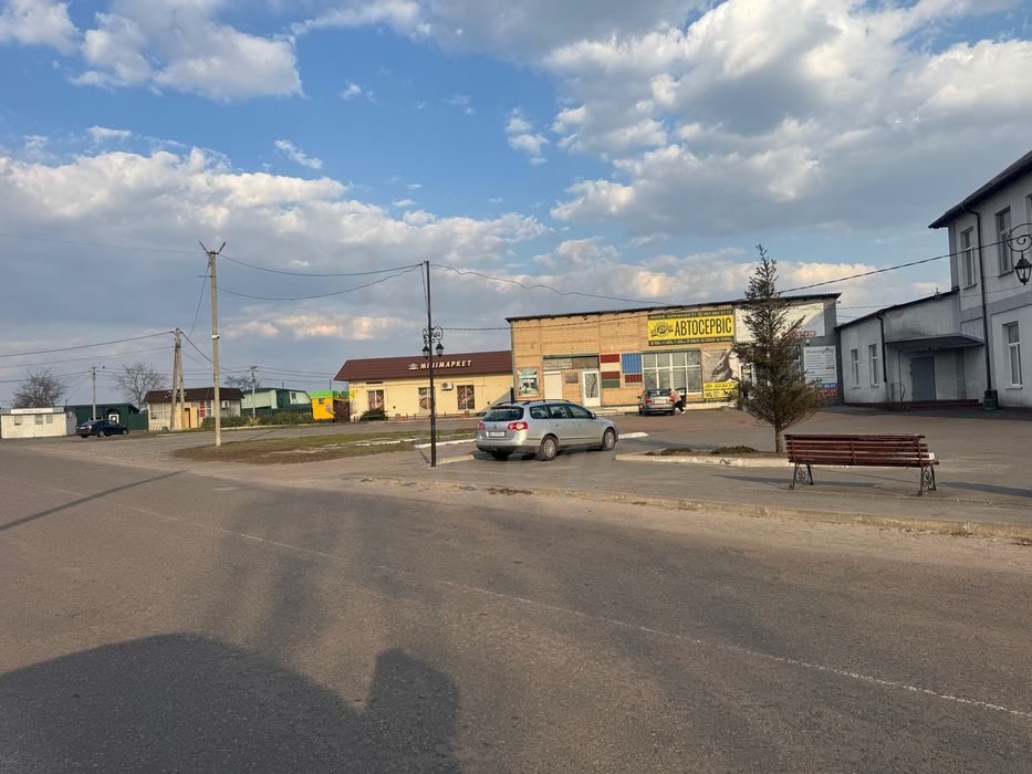 Продам Земельну Ділянку 12сотих,10КВТ електроенергіі,с.Іванків,ЦЕНТР