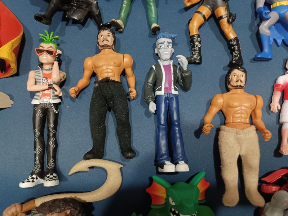 Bonecos lote variado