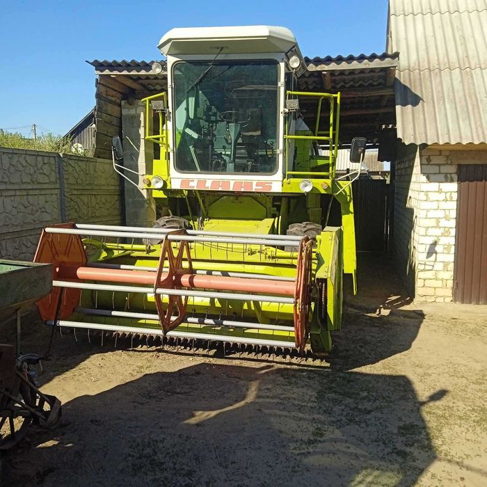 Продам Комбайн  Claas Dominator 38/48