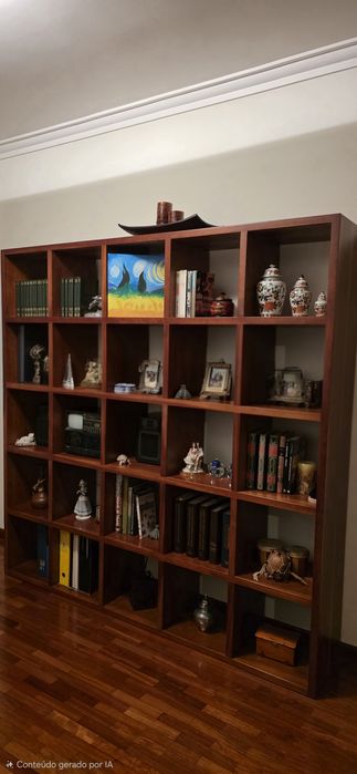 Estante em madeira de carvalho