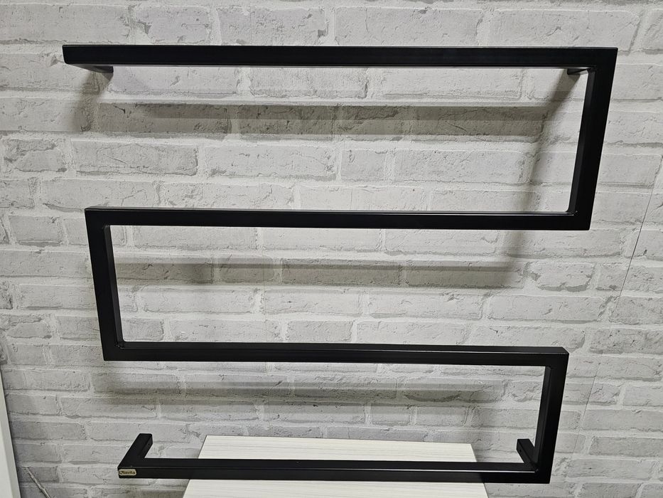 Wieszak na ręczniki Lavita czarny nowy