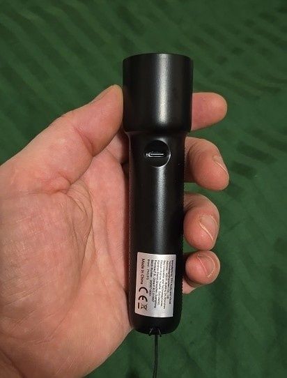 Ліхтарик PHILIPS 10W, 600 хвилин яскравого світла