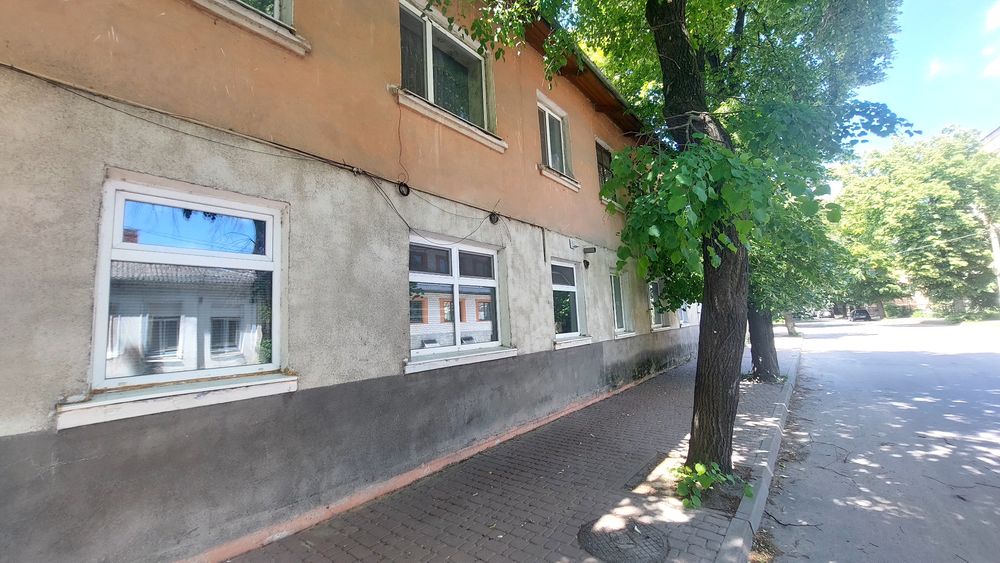 Продам 2-кімнатну квартиру. Вул.Вірменська,16.