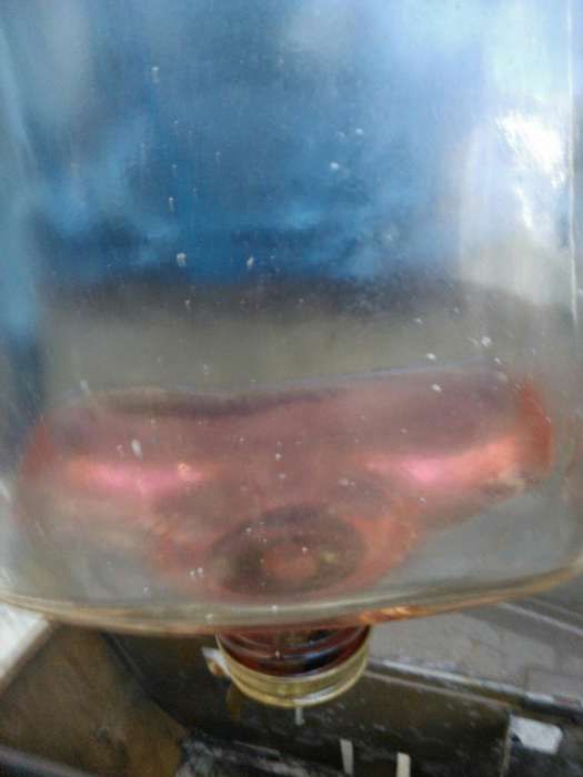 Aquecedor a petróleo antigo