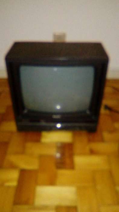 Televisão 15'' Hampton