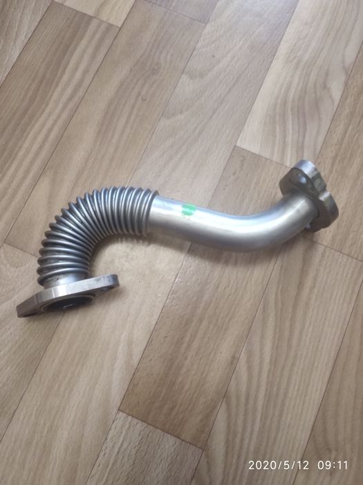 Патрубок шланг   трубка вентиляции карьерных газов EGR