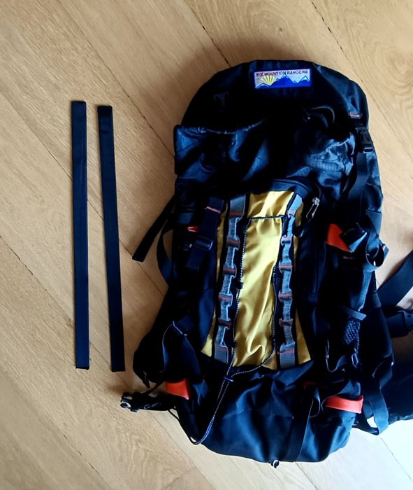 Plecak turystyczny 65 cm głębokości