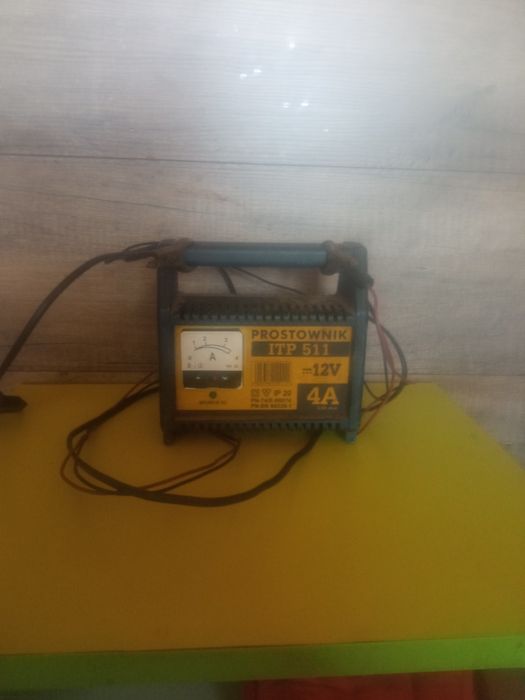 Prostownik ładowarka