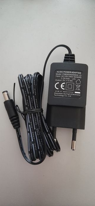 Адаптер блок питания для IP телефонов. Модель  F06DE0500060A