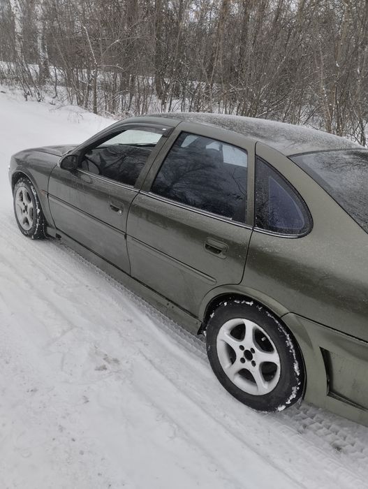 OPEL Vectra B. 1.6 Газ/Бензин