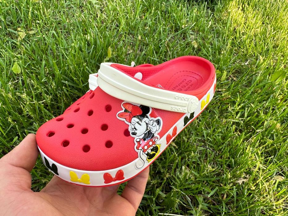 Уцінка дитячі крокси crocs mini mouse взуття дитячі крокси сабо