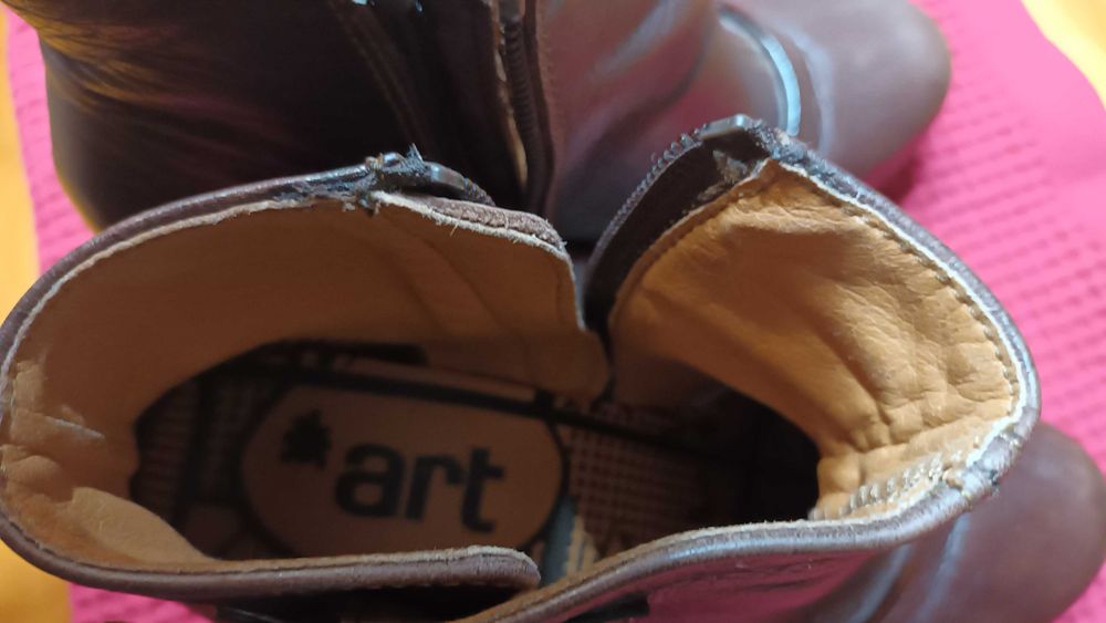 Botins castanhos - Art
