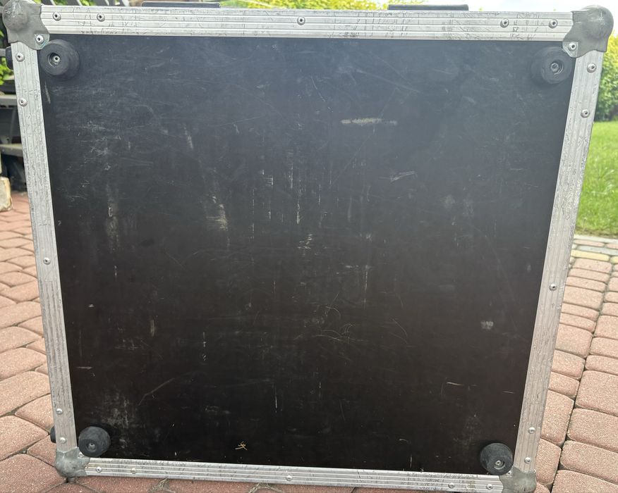 Mikser Allen&Heath Gl 2400 z case