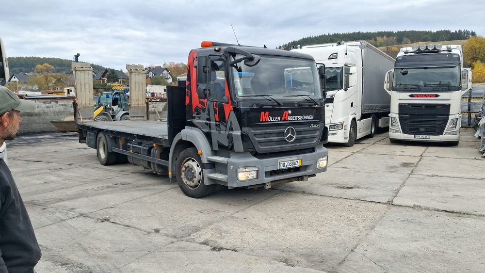 Mercedes-Benz