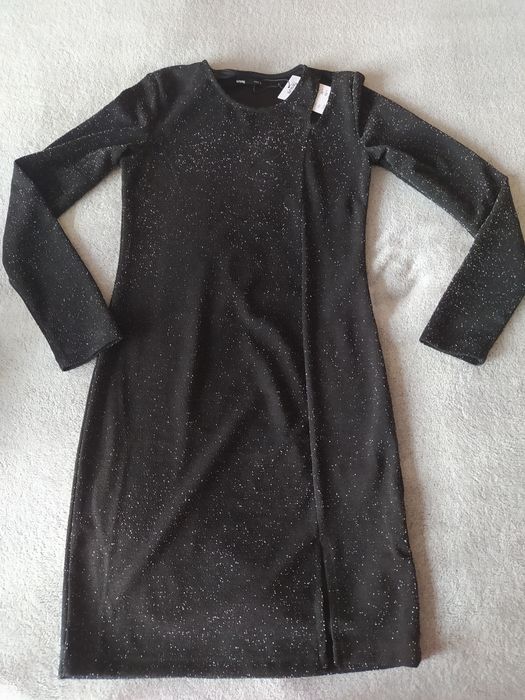 Nowa sukienka sinsay z metaliczna nitką