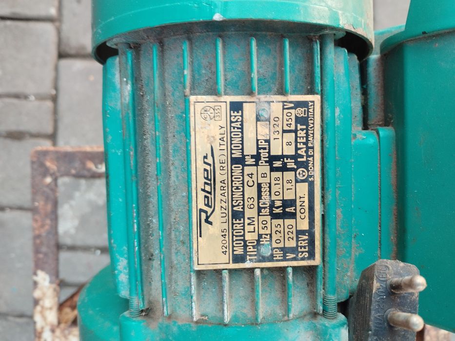 Продам електродвигу