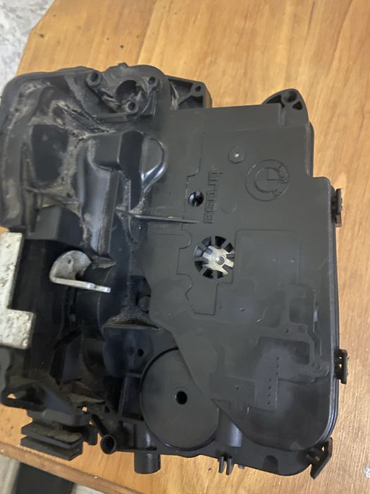 Замок передней правой двери BMW E90