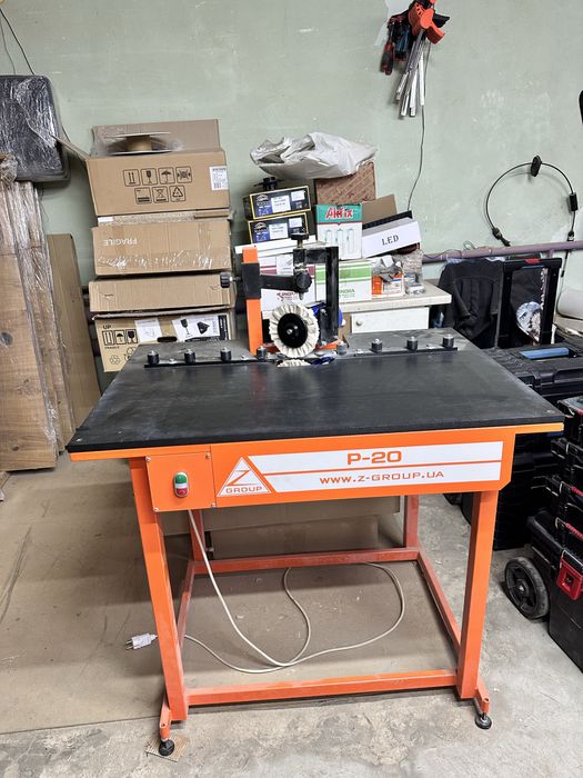 Кромкооблицювальний верстат PF-21 (клейет і фрезерує), Z-Group