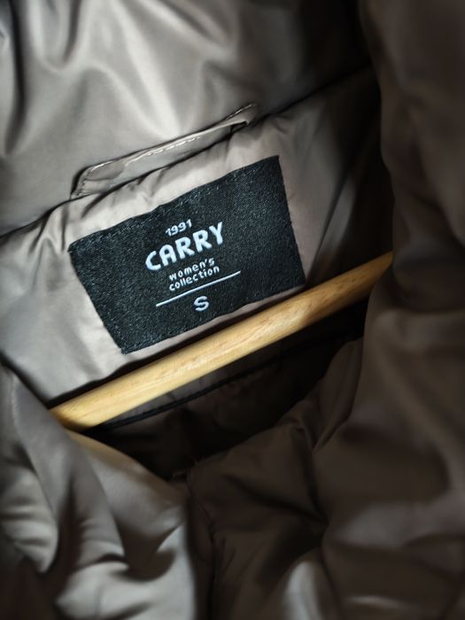 Płaszcz pikowany Carry