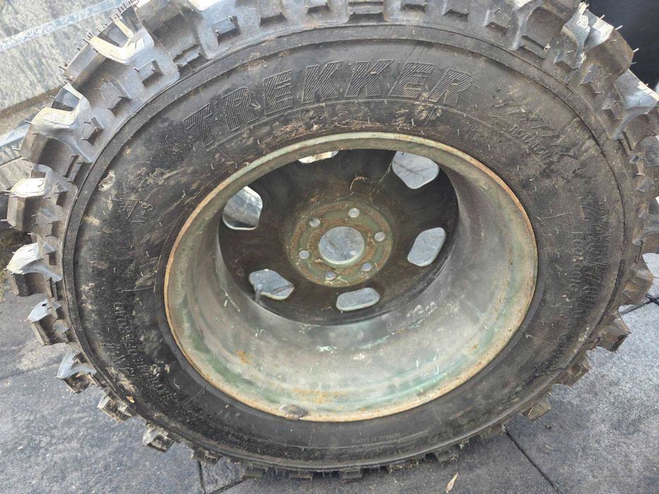 Болотна гума 245\70 R16 з дисками