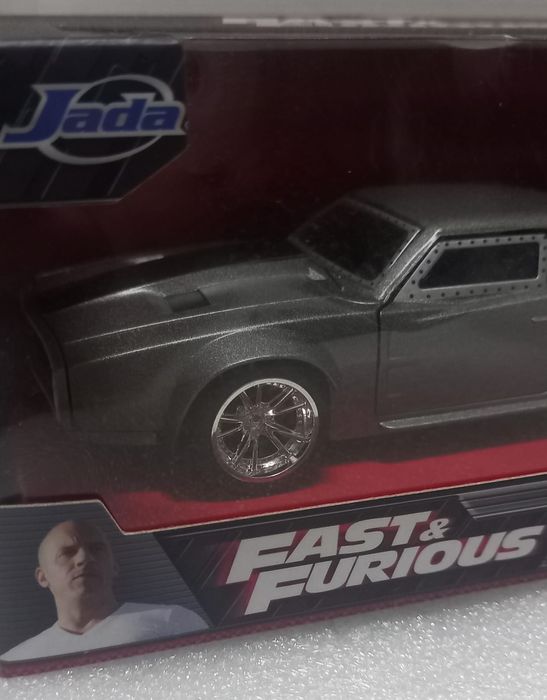Dom's ice charger Fast & Furious 1:32