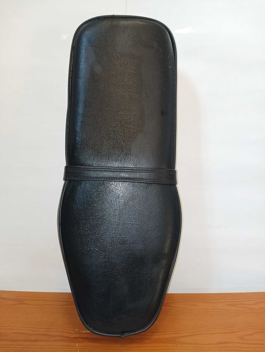 SHL M11 - siedzenie - kanapa - czarne - Nr 1 - (MK)