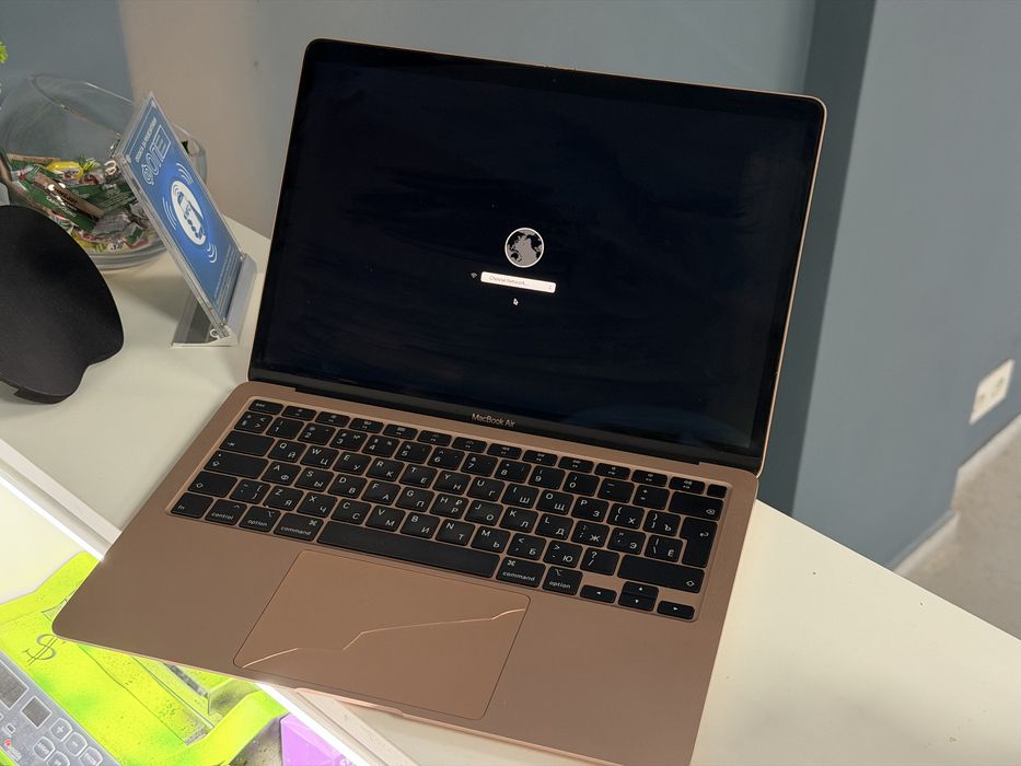 Icloud MacBook Air 13” 2020 i3 A2179/A1932