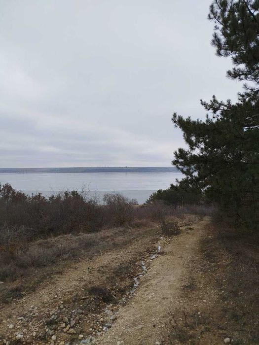 Продам участок в Калиновке! Рядом лиман, близко к устричной ферме!