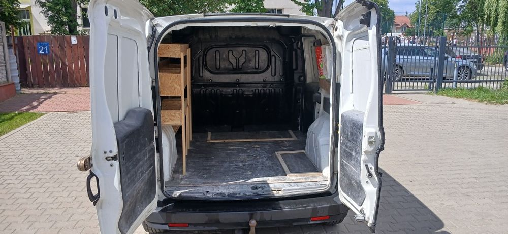 Opel Combo 2014r  1.3 (duży pobór oleju)