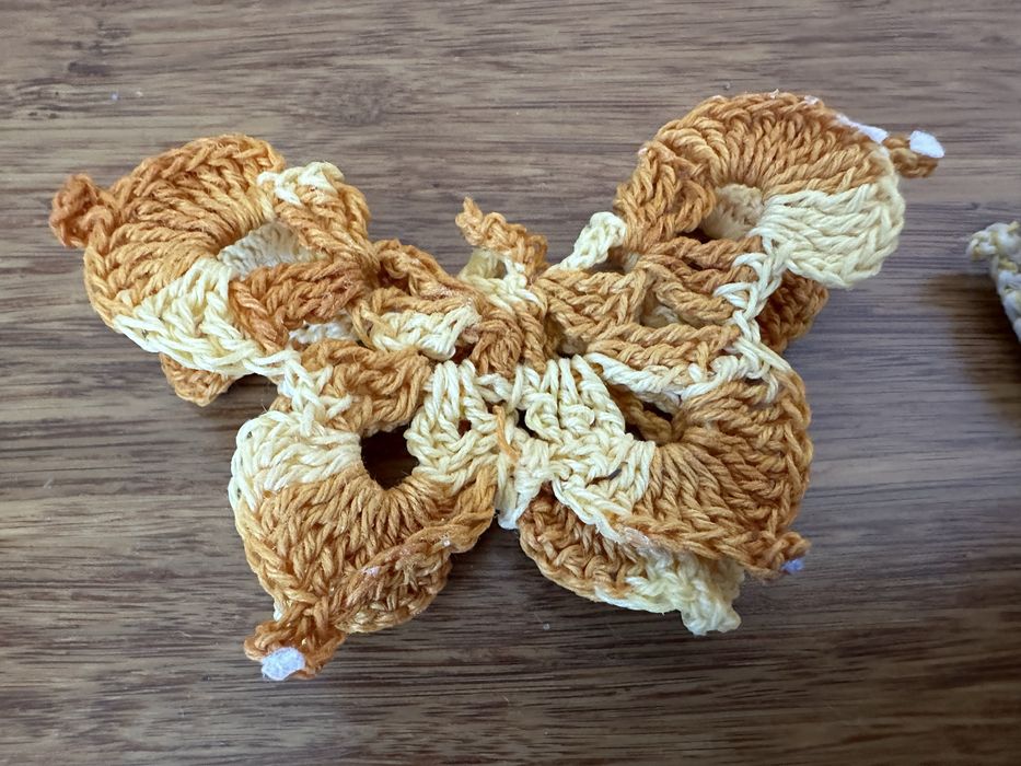 Zestaw ozdób ręcznie wykonanych