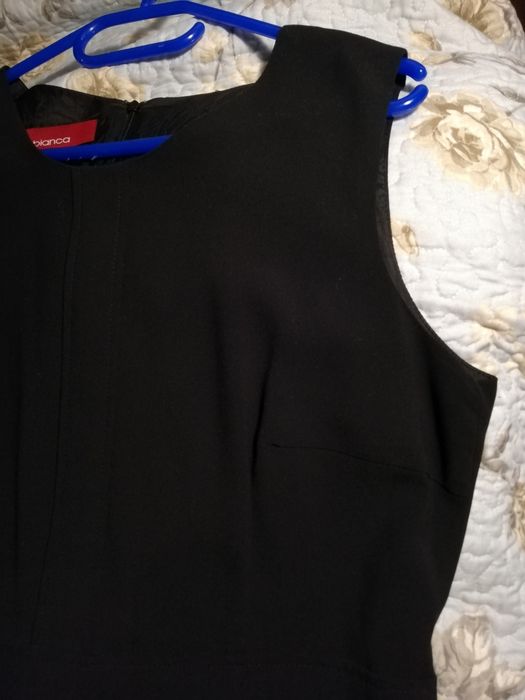 Elegancka czarna sukienka na podszewce Bianca rozmiar 42