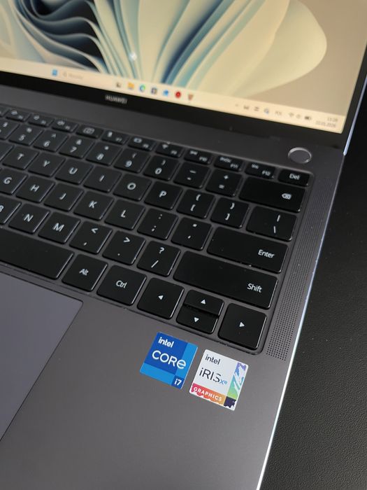 Laptop Huawei MateBook X Pro – i7 11 gen / 16GB RAM / Dotyk /Win11