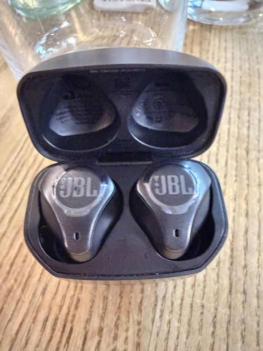 Бездротові навушники JBL Club Pro+ Black (DT)