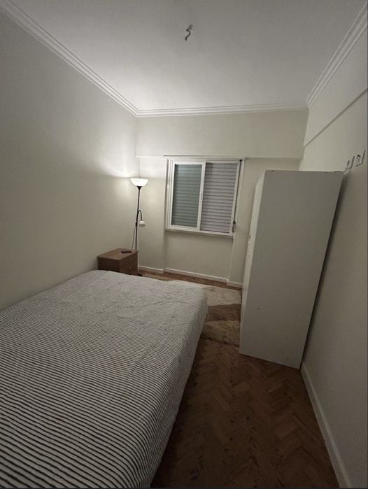 Quarto a 7 mim do colombo