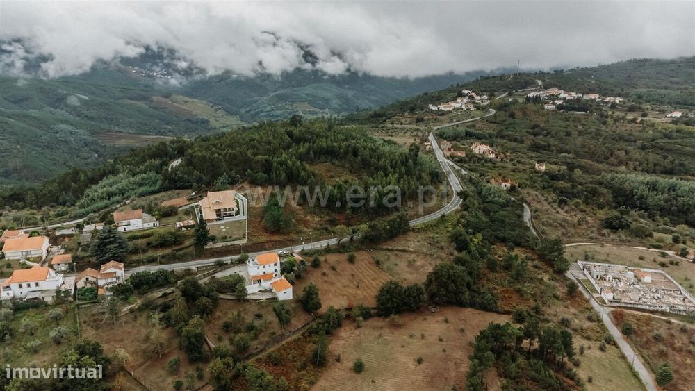 Terreno / Seia, Torrozelo e Folhadosa