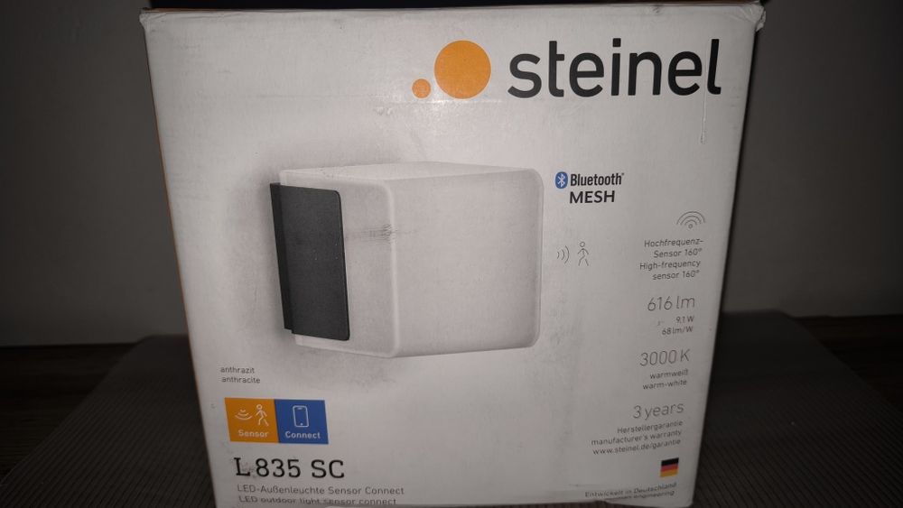 Zewnętrzna lampa ścienna Steinel czujnik ruchu bluetooth