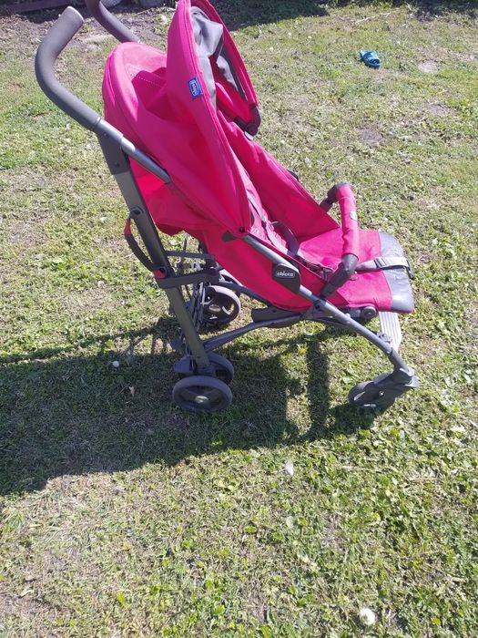 Улюблена дитяча прогулянкова коляска