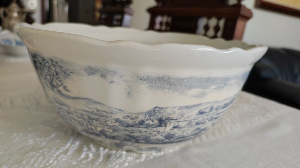 Serviço de jantar com imagem de Ponte da Barca