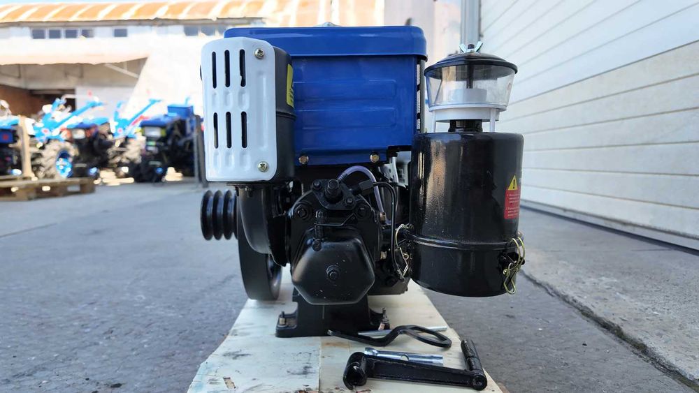 Двигун FORTE Д-180 дизель 8 к.с. маховик зі шківом! Водяний мотор!