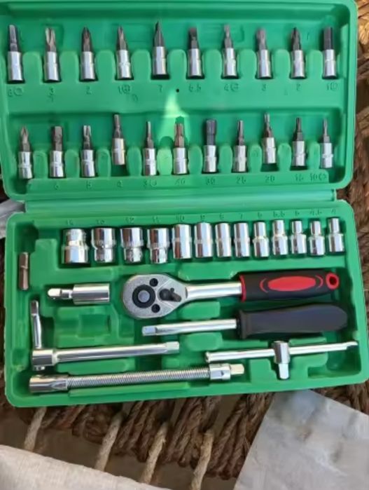 Jogo de chaves de caixa 1/4" com roquete – Novo